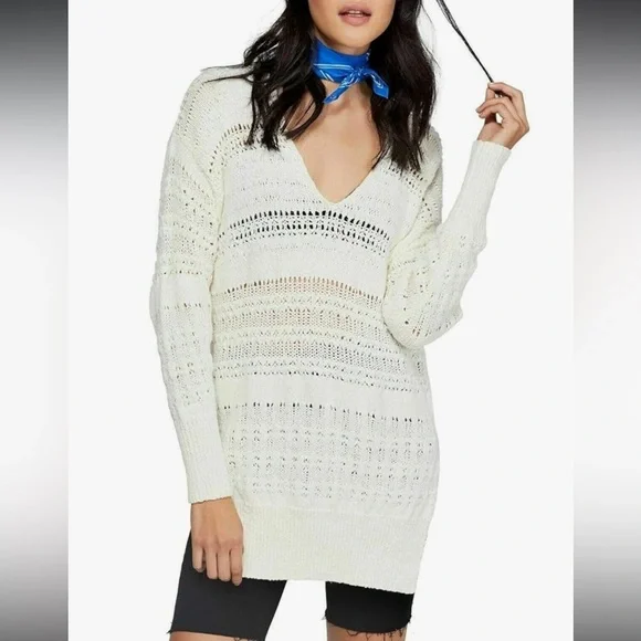 Free People Cream V-Neck Sweater - Picture 3 of 9